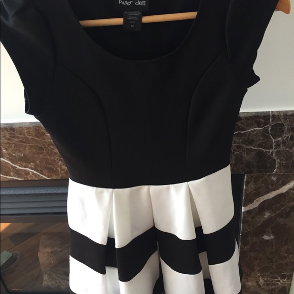 Set of 3 girls dresses! - Picture 3 of 5